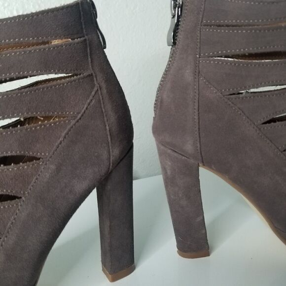 Steve Madden Cardii Cutout Suede Booties 6.5 M - Picture 6 of 12